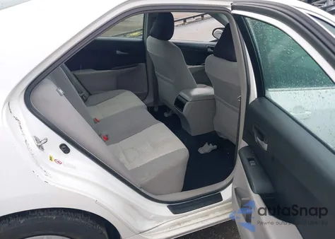 2013 Toyota Camry Le z USA, uszkodzony, nr VIN 4T4BF1FK4DR314790